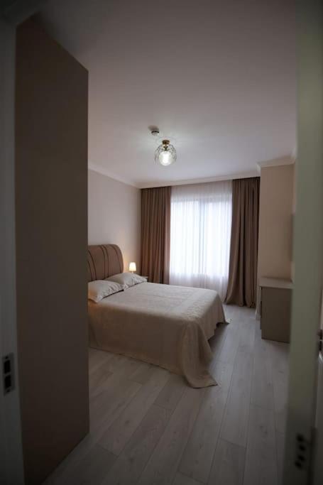 Persona Rooms Sugdidi Exterior foto